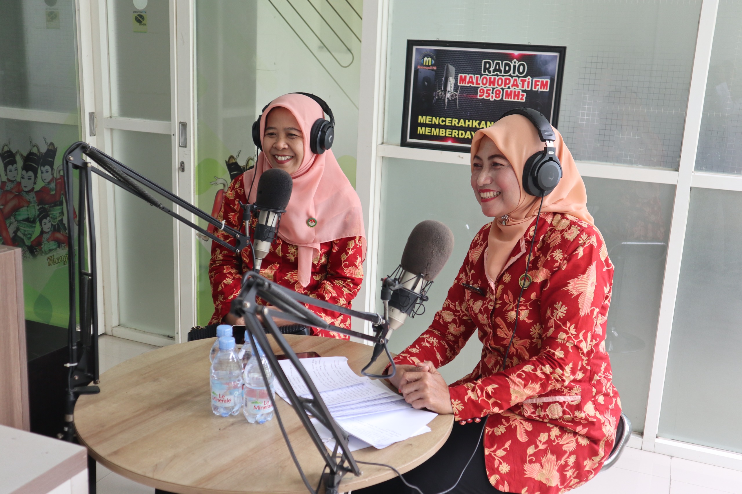 Radio Malowopati FM dan DWP Bojonegoro Gelar Talkshow Edukasi Kesehatan untuk Generasi Z